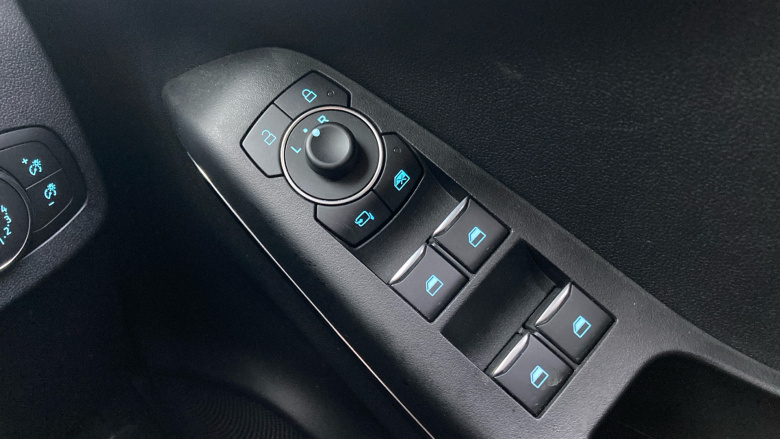 Ford Puma 1.0 EcoBoost Hybrid mHEV Titanium 5dr Petrol Hatchback